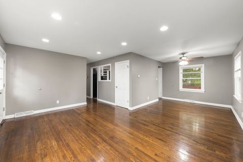 Tiny photo for 815 W 187th Street, Glenwood, IL 60425 (MLS # 12545944)