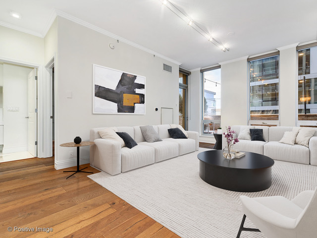 1400 S Michigan Avenue 712