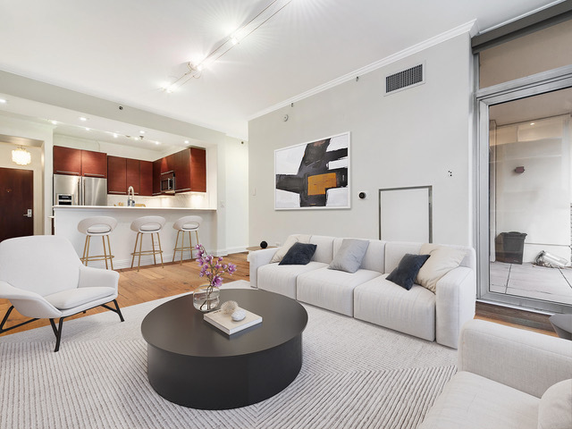 1400 S Michigan Avenue 712