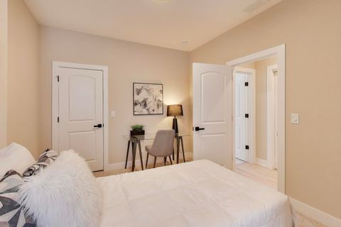 Tiny photo for 4938 S Vincennes Avenue, Chicago, IL 60615 (MLS # 12526337)