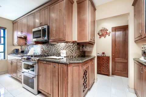 Tiny photo for 6700 S CRANDON Avenue #6A, Chicago, IL 60649 (MLS # 12661508)