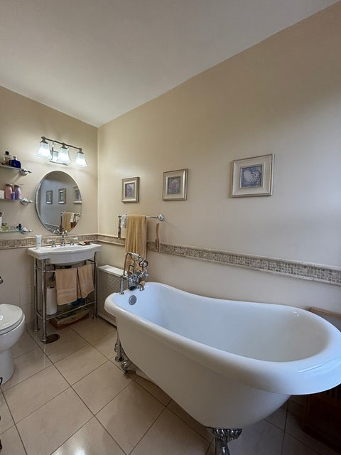 Tiny photo for 6700 S CRANDON Avenue #6A, Chicago, IL 60649 (MLS # 12661508)