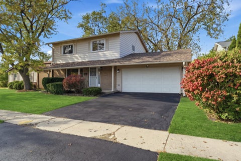 Photo of 17480 Eastgate Drive, Country Club Hills, IL 60478 (MLS # 12795532)