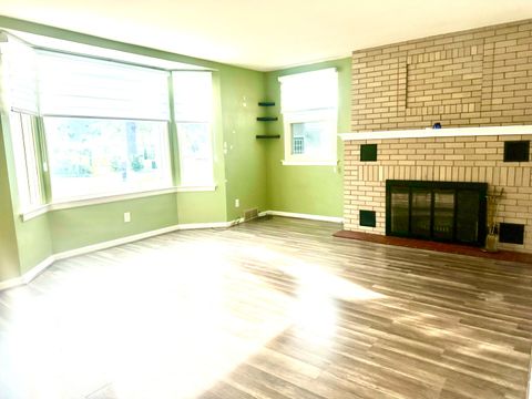 Tiny photo for 2209 Berry Avenue, Ottawa, IL 61350 (MLS # 12470530)