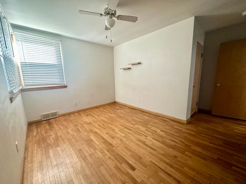 Tiny photo for 2209 Berry Avenue, Ottawa, IL 61350 (MLS # 12470530)