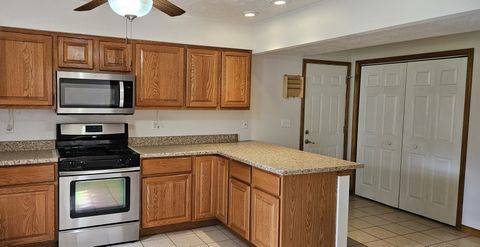 Tiny photo for 120 N Lark Lane, Carbondale, IL 62901 (MLS # 12663200)