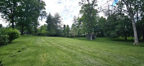 Tiny photo for 120 N Lark Lane, Carbondale, IL 62901 (MLS # 12663200)