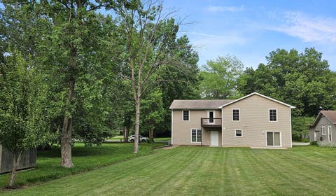 Tiny photo for 120 N Lark Lane, Carbondale, IL 62901 (MLS # 12663200)