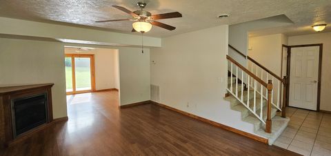 Tiny photo for 120 N Lark Lane, Carbondale, IL 62901 (MLS # 12663200)