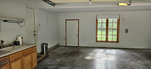 Tiny photo for 120 N Lark Lane, Carbondale, IL 62901 (MLS # 12663200)