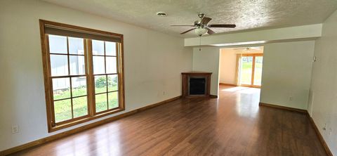 Tiny photo for 120 N Lark Lane, Carbondale, IL 62901 (MLS # 12663200)