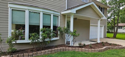 Tiny photo for 120 N Lark Lane, Carbondale, IL 62901 (MLS # 12663200)