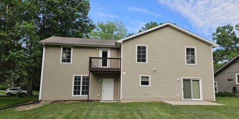 Tiny photo for 120 N Lark Lane, Carbondale, IL 62901 (MLS # 12663200)