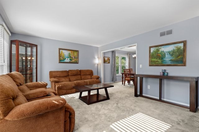 2686 Le Baron Court