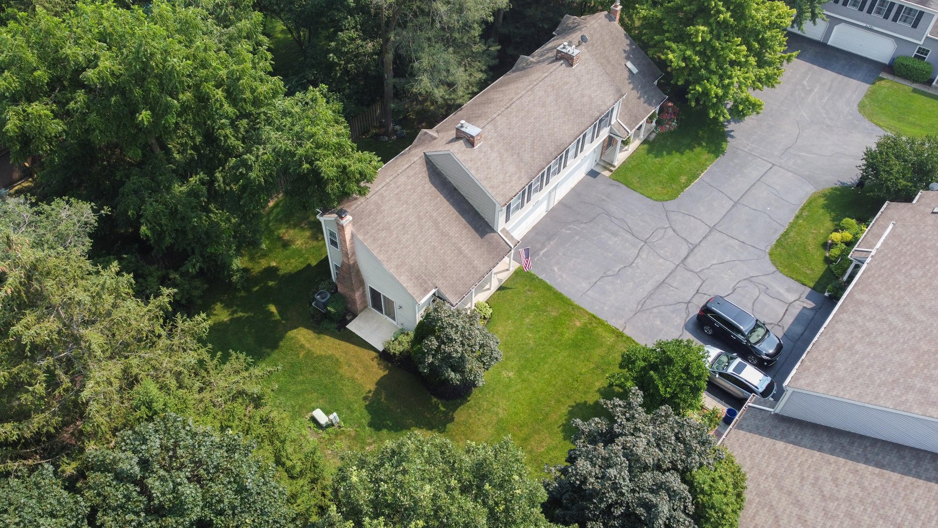 2S749 Grove Lane