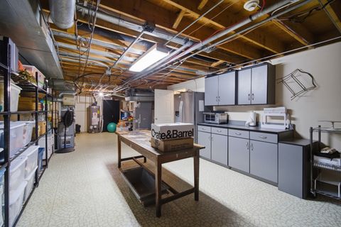 Tiny photo for 27 Park Lane, Park Ridge, IL 60068 (MLS # 12577744)