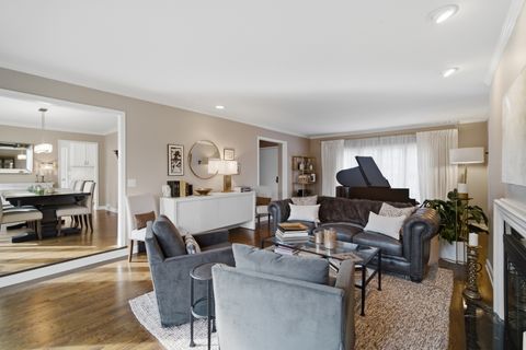 Tiny photo for 27 Park Lane, Park Ridge, IL 60068 (MLS # 12577744)