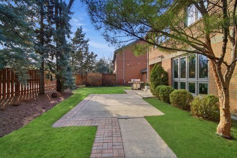 Tiny photo for 27 Park Lane, Park Ridge, IL 60068 (MLS # 12577744)