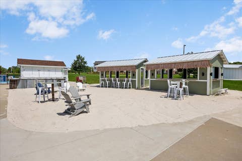 Tiny photo for 314 Leeward Way, Ottawa, IL 61350 (MLS # 12715651)