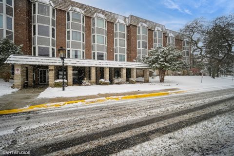 A home in Park Ridge