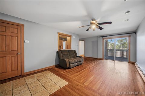 Tiny photo for 14501 Keystone Avenue #9, Midlothian, IL 60445 (MLS # 12683420)
