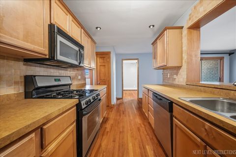 Tiny photo for 14501 Keystone Avenue #9, Midlothian, IL 60445 (MLS # 12683420)