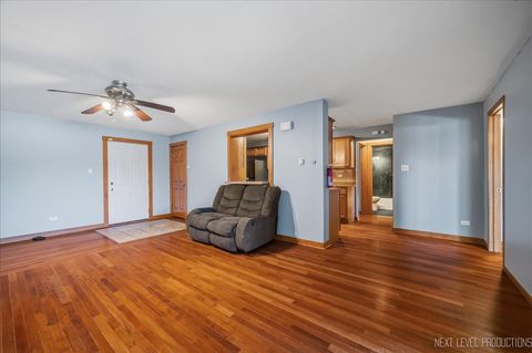 Tiny photo for 14501 Keystone Avenue #9, Midlothian, IL 60445 (MLS # 12683420)