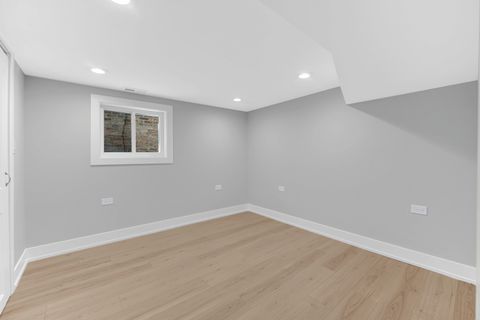 Tiny photo for 4721 W Warwick Avenue, Chicago, IL 60641 (MLS # 12483872)