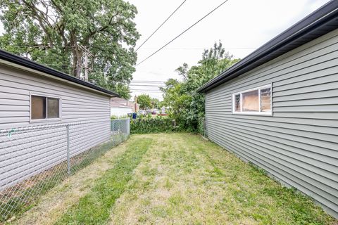 Tiny photo for 8825 S Richmond Avenue, Evergreen Park, IL 60805 (MLS # 12453473)