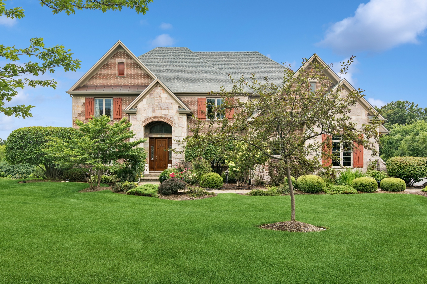 22292 N Prairie Lane