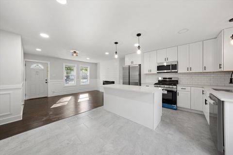 Tiny photo for 21636 Clyde Avenue, Sauk Village, IL 60411 (MLS # 12472327)