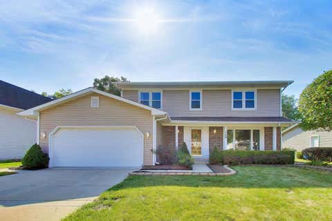 Photo of 720 Dunhill Drive, Buffalo Grove, IL 60089 (MLS # 12721174)