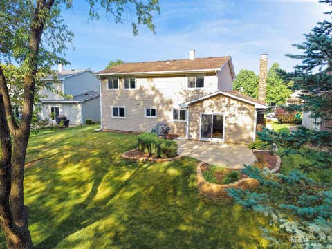 Tiny photo for 720 Dunhill Drive, Buffalo Grove, IL 60089 (MLS # 12721174)