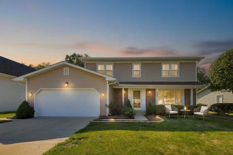 Photo of 720 Dunhill Drive, Buffalo Grove, IL 60089 (MLS # 12721174)