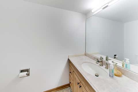 Tiny photo for 720 Dunhill Drive, Buffalo Grove, IL 60089 (MLS # 12721174)