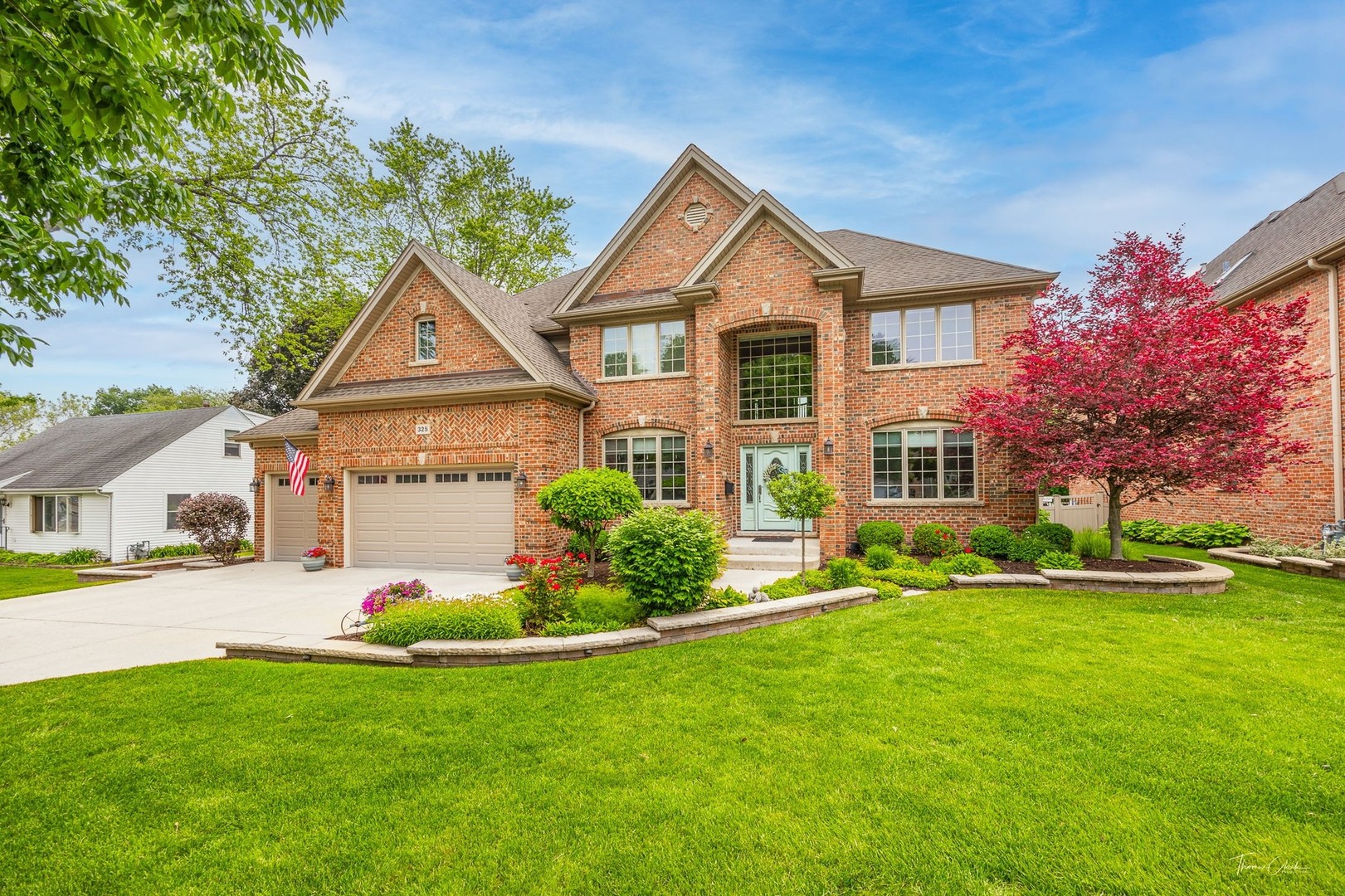 325 Bonnie Brae Avenue