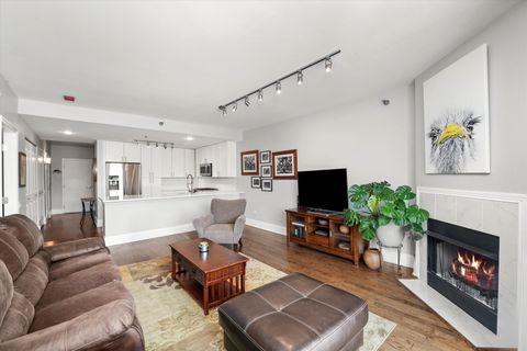 Tiny photo for 1515 S Prairie Avenue #910, Chicago, IL 60605 (MLS # 12501073)