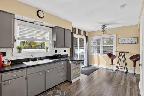 Tiny photo for 7518 N 2nd Street, Machesney Park, IL 61115 (MLS # 12749394)