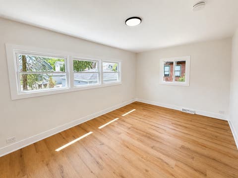 Tiny photo for 9021 Grant Avenue, Brookfield, IL 60513 (MLS # 12640354)