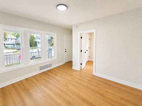 Tiny photo for 9021 Grant Avenue, Brookfield, IL 60513 (MLS # 12640354)