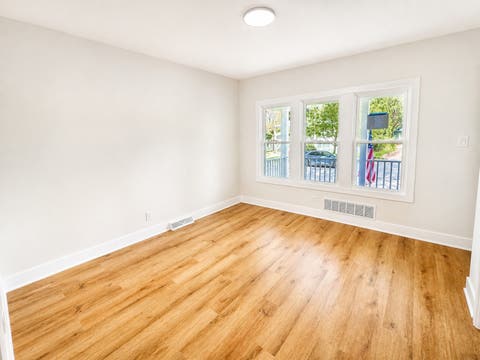 Tiny photo for 9021 Grant Avenue, Brookfield, IL 60513 (MLS # 12640354)