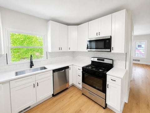 Tiny photo for 9021 Grant Avenue, Brookfield, IL 60513 (MLS # 12640354)