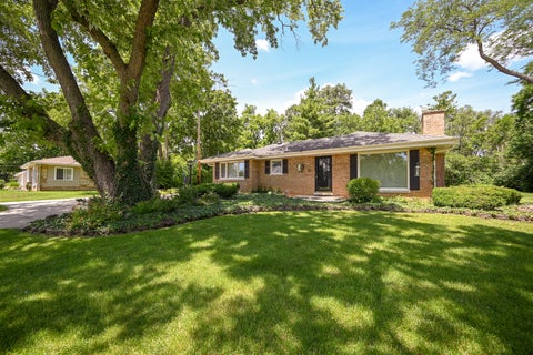 Tiny photo for 750 Marston Avenue, Glen Ellyn, IL 60137 (MLS # 12680792)