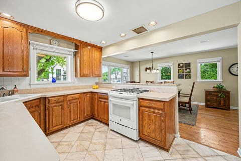 Tiny photo for 750 Marston Avenue, Glen Ellyn, IL 60137 (MLS # 12680792)