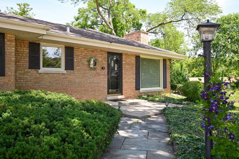 Tiny photo for 750 Marston Avenue, Glen Ellyn, IL 60137 (MLS # 12680792)