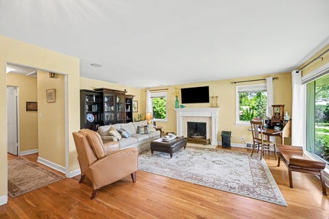 Tiny photo for 750 Marston Avenue, Glen Ellyn, IL 60137 (MLS # 12680792)