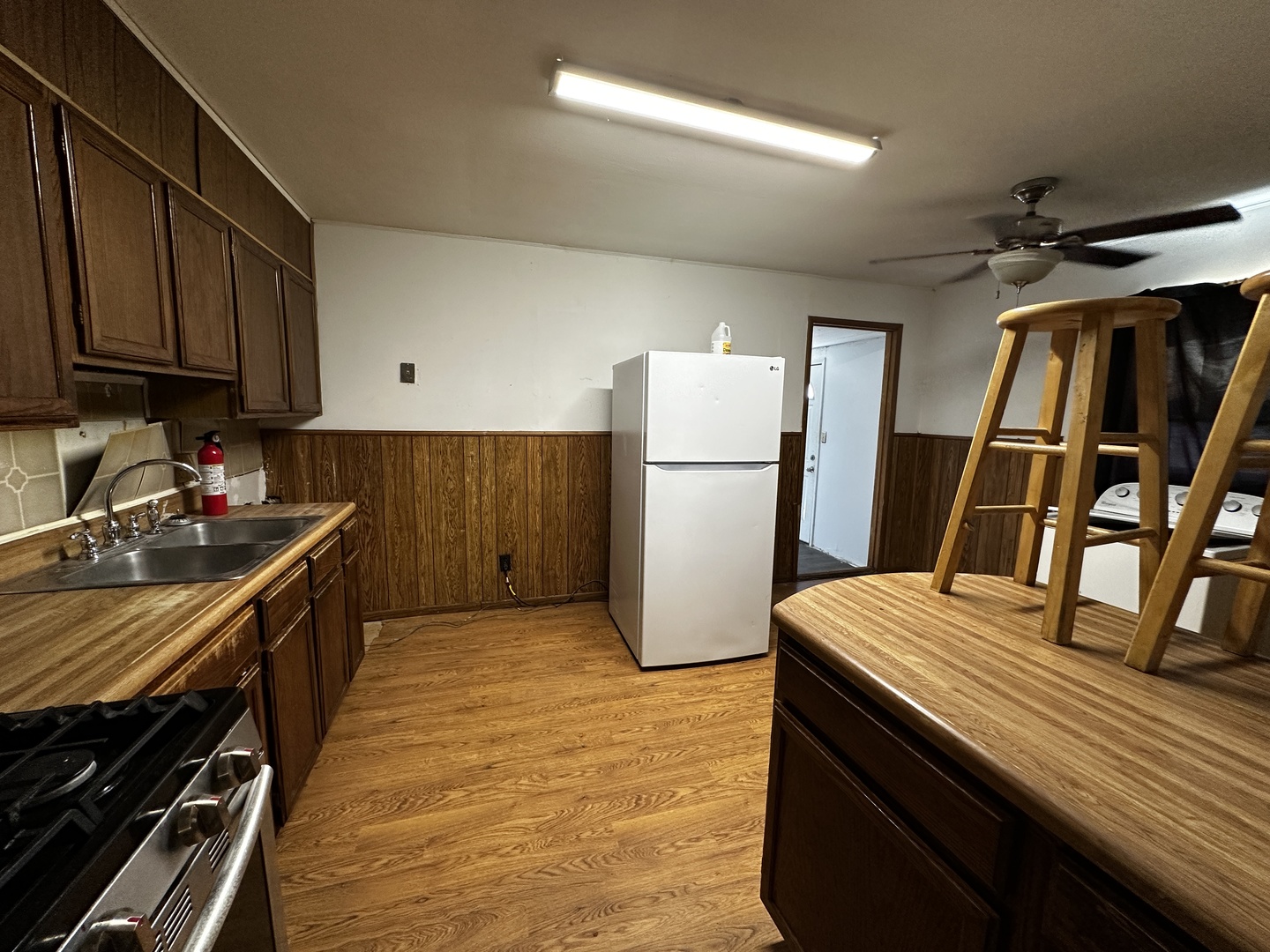 2710 E Illinois Street