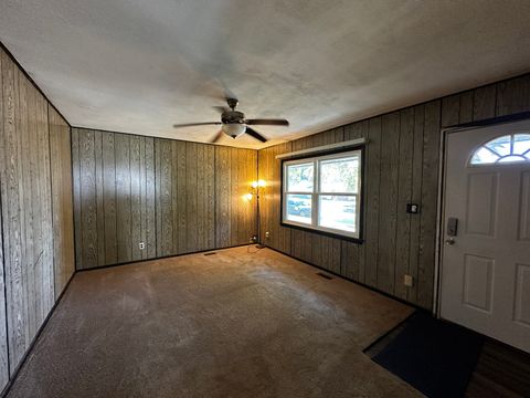 Tiny photo for 2710 E Illinois Street, Urbana, IL 61802 (MLS # 12504244)