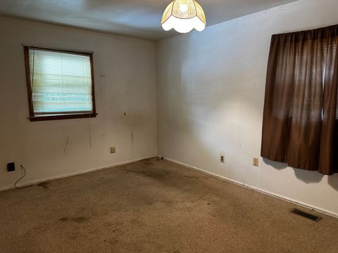 Tiny photo for 2710 E Illinois Street, Urbana, IL 61802 (MLS # 12504244)