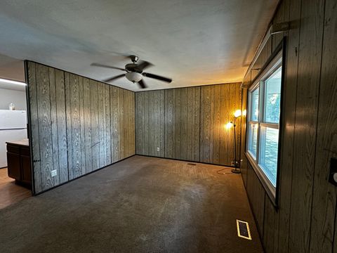 Tiny photo for 2710 E Illinois Street, Urbana, IL 61802 (MLS # 12504244)